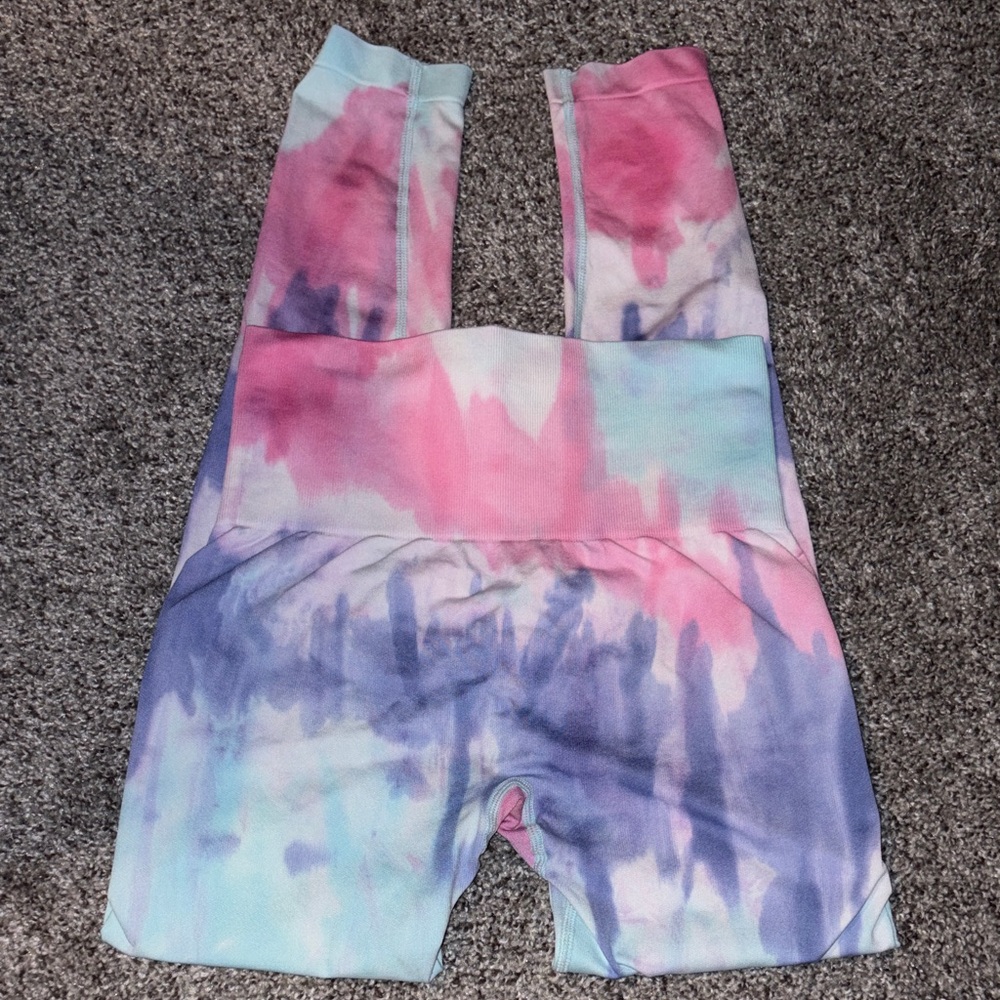 Avara Tie-Dye High-Rise Active Leggings - Pink, Purple & Blue